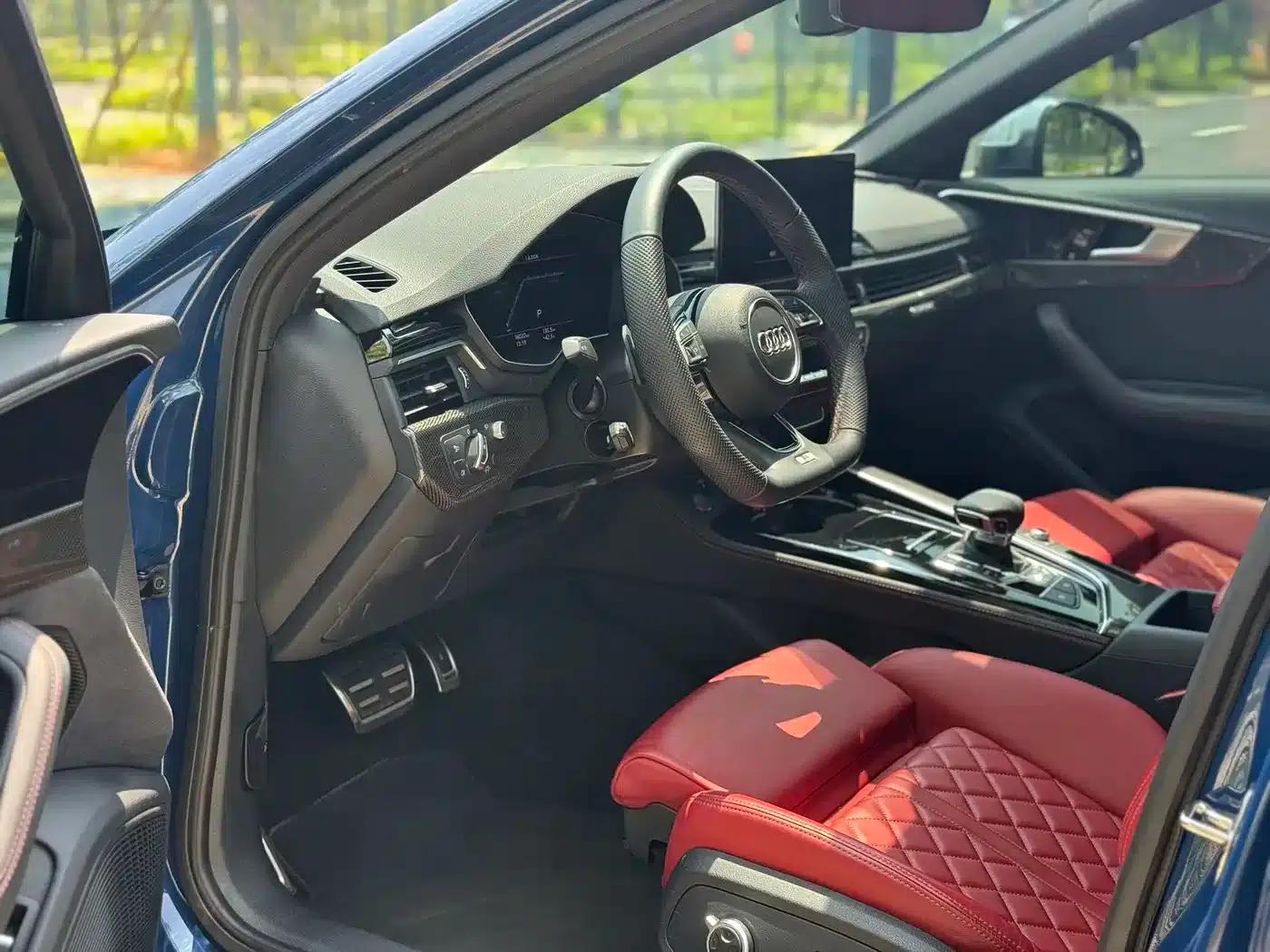 2025 Audi S4 Avant 3.0TFSI — миниатюра 4