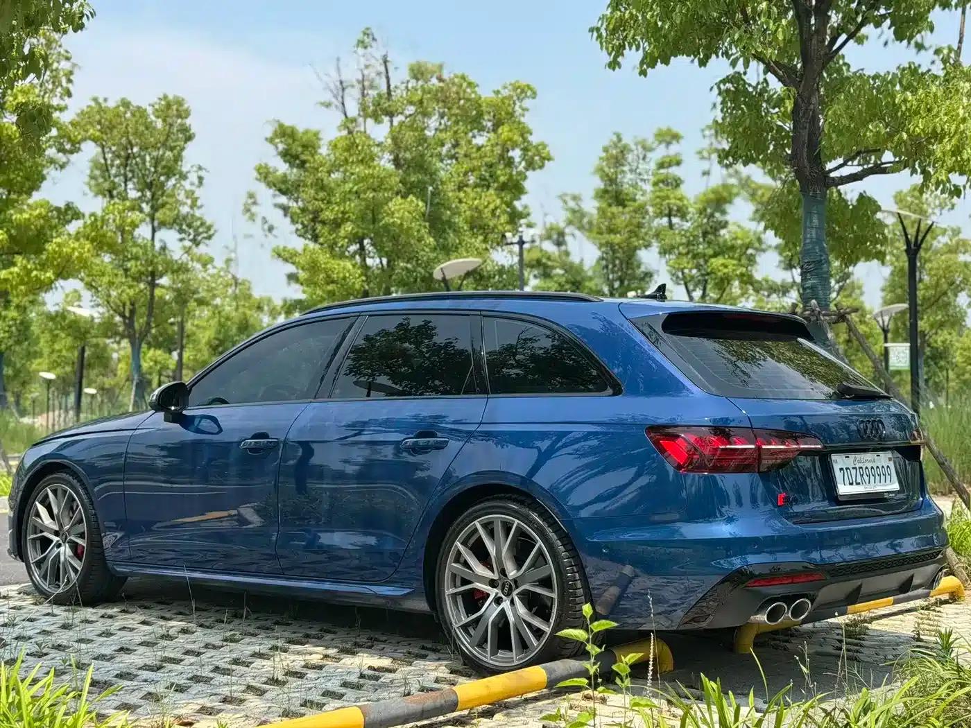 2025 Audi S4 Avant 3.0TFSI — миниатюра 7
