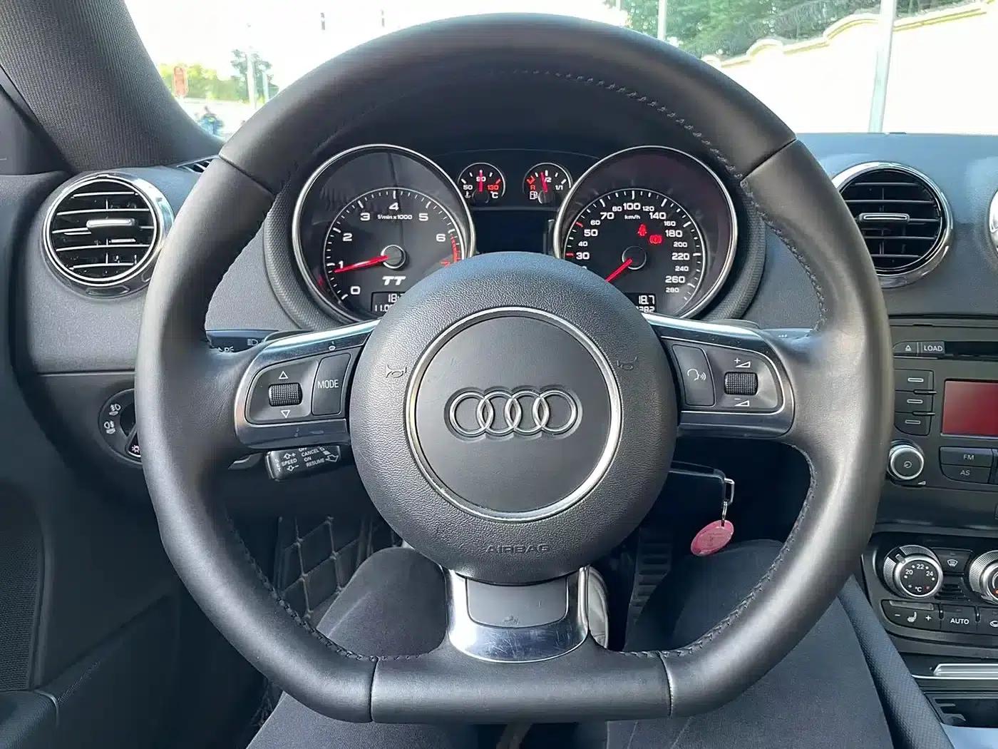 Audi TT 2014 TT Coupe 45 TFSI Comfortline — миниатюра 15