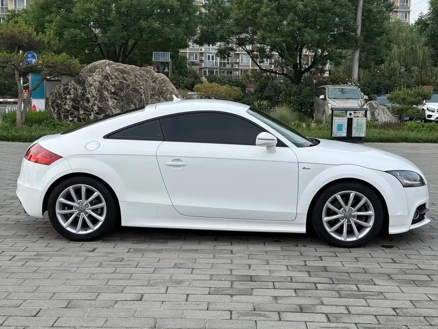 Audi TT 2014 TT Coupe 45 TFSI Comfortline — миниатюра 8