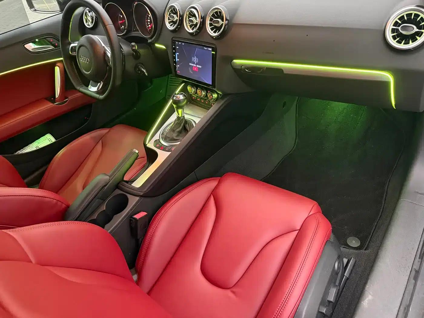 Audi TT 2010 TT 2.0TFSI Collector's Edition — миниатюра 11
