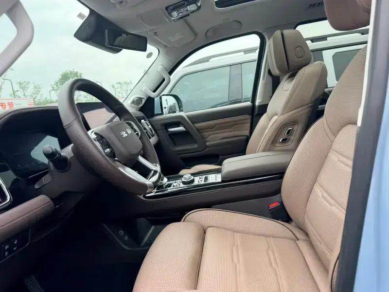 Beijing BJ60 2022 2.0T Automatic 7-seater (11th Edition) — миниатюра 11