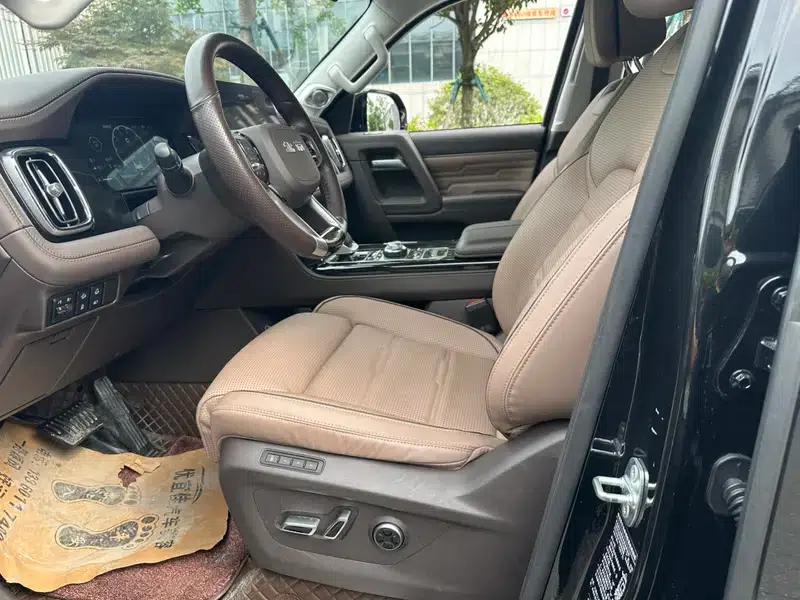 Beijing BJ60 2022 2.0T Automatic 11-seater — миниатюра 13