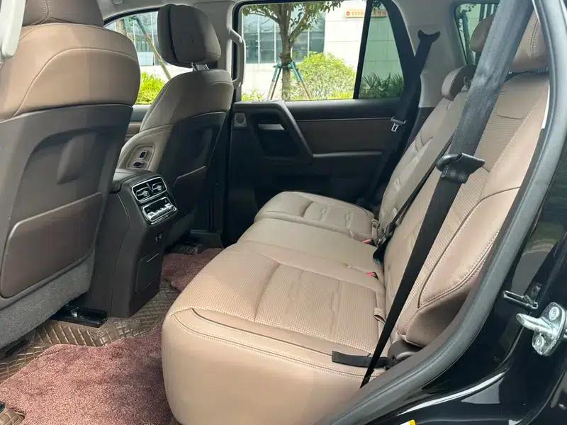 Beijing BJ60 2022 2.0T Automatic 11-seater — миниатюра 14