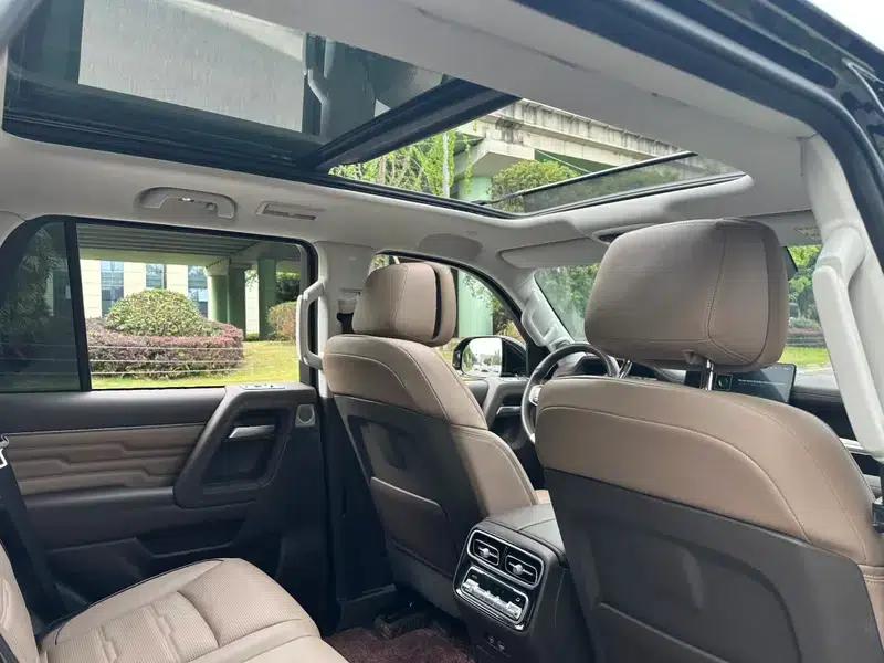 Beijing BJ60 2022 2.0T Automatic 11-seater — миниатюра 15