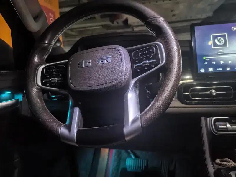 Beijing BJ60 2022 2.0T Automatic 11-seater — миниатюра 9