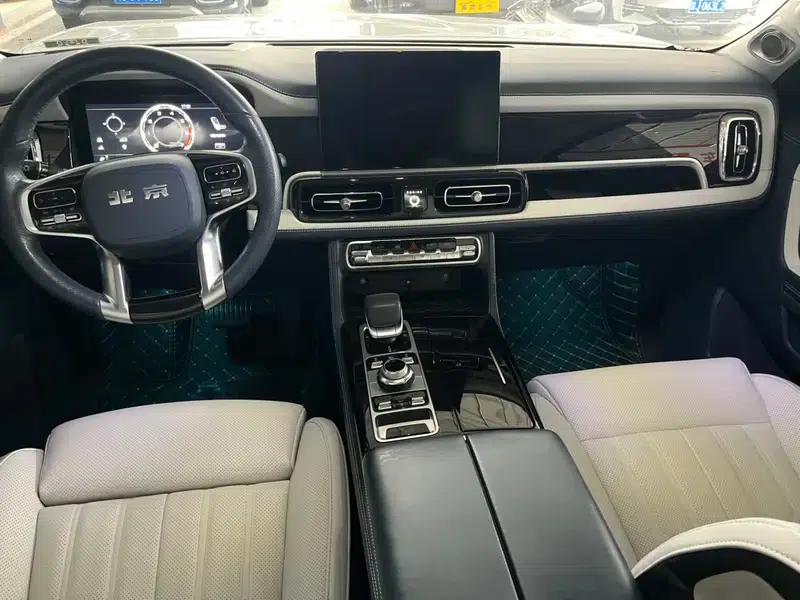 Beijing BJ60 2022 2.0T Automatic 11-seater — миниатюра 14