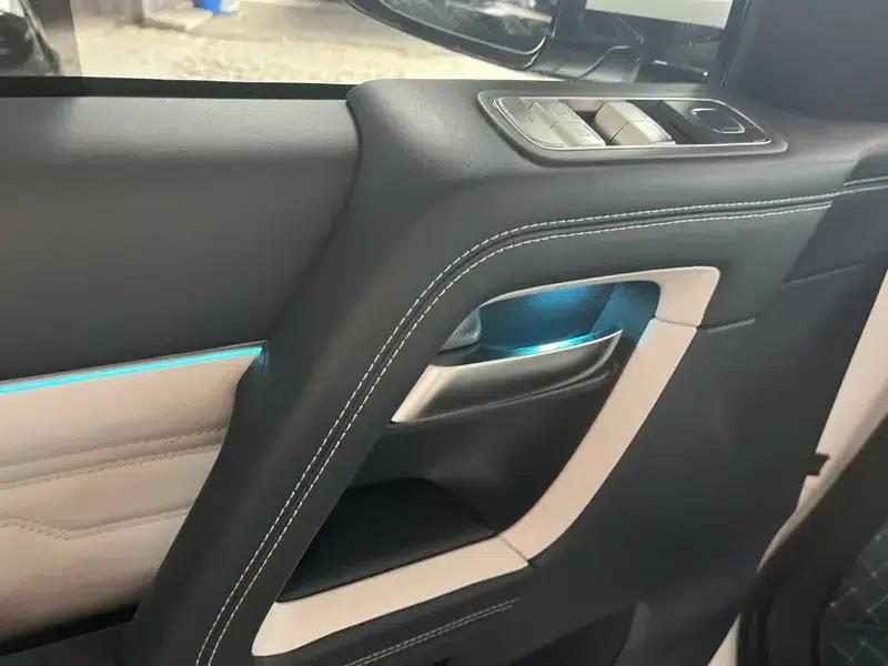 Beijing BJ60 2022 2.0T Automatic 11-seater — миниатюра 20