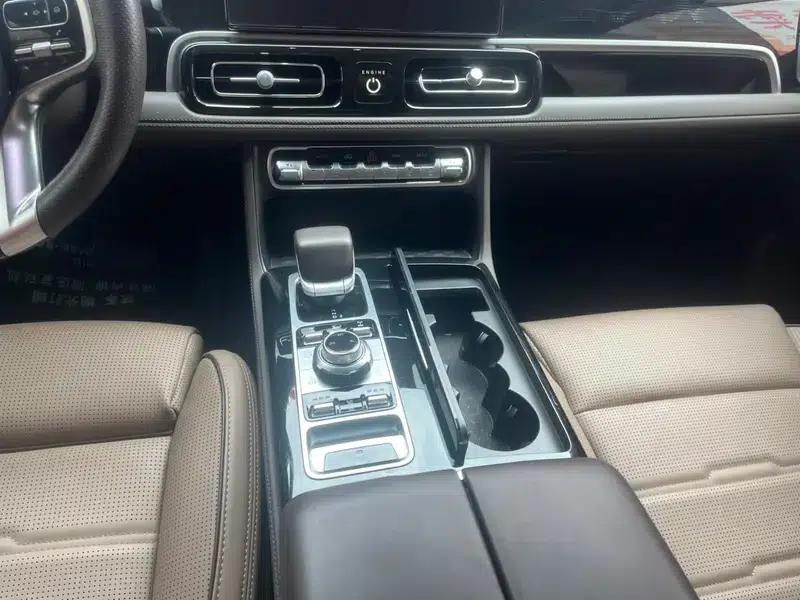 Beijing BJ60 2022 2.0T Automatic 11-seater — миниатюра 12