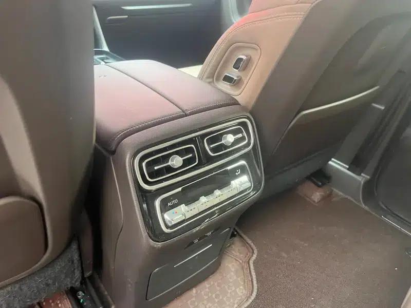 Beijing BJ60 2022 2.0T Automatic 11-seater — миниатюра 14