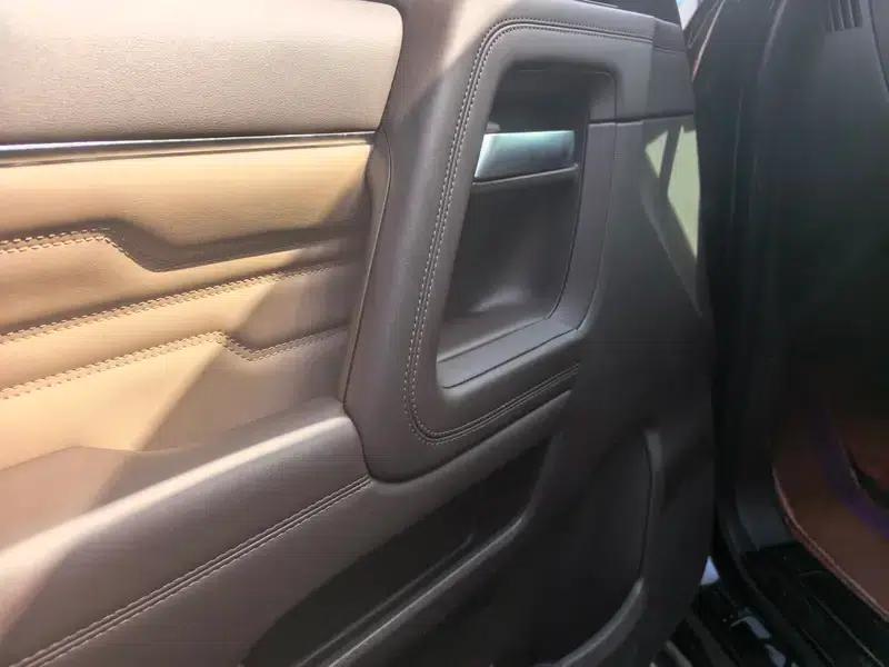 Beijing BJ60 2022 2.0T Automatic 11-seater — миниатюра 15