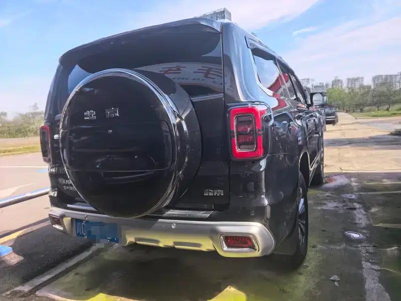 Beijing BJ60 2022 2.0T Automatic 11-seater — миниатюра 4