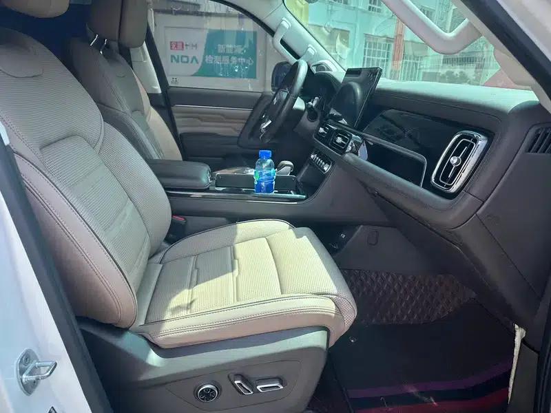 Beijing BJ60 2022 2.0T Automatic 7-seater (11th Edition) — миниатюра 15