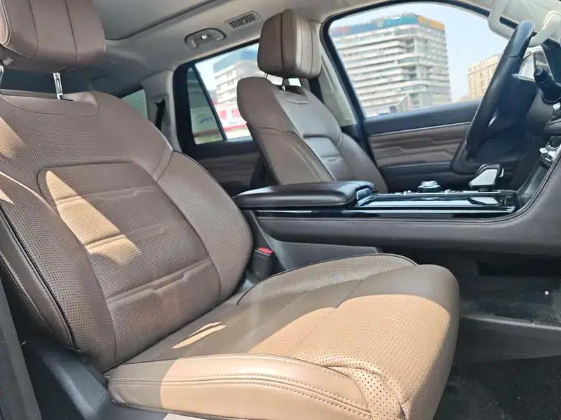 Beijing BJ60 2022 2.0T Automatic 11-seater — миниатюра 13