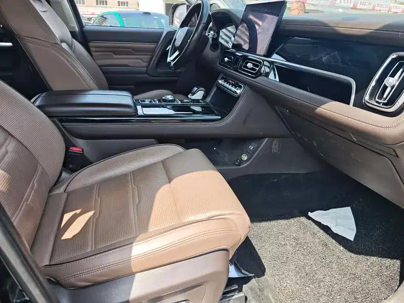 Beijing BJ60 2022 2.0T Automatic 11-seater — миниатюра 6