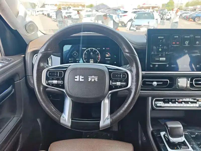 Beijing BJ60 2022 2.0T Automatic 11-seater — миниатюра 8