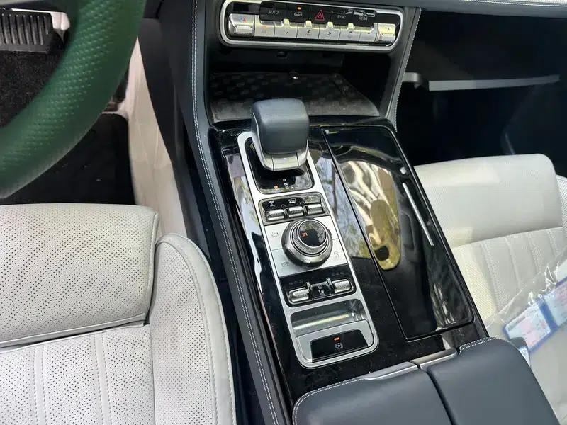 Beijing BJ60 2022 2.0T Automatic 7-seater (11th Edition) — миниатюра 9