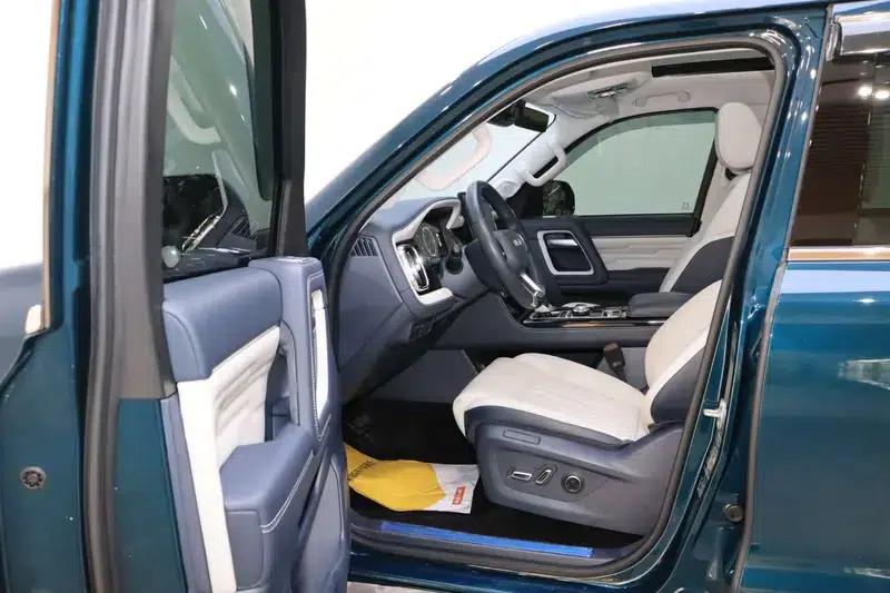 Beijing BJ60 2022 2.0T Automatic Weekend Edition (5-seater) — миниатюра 12