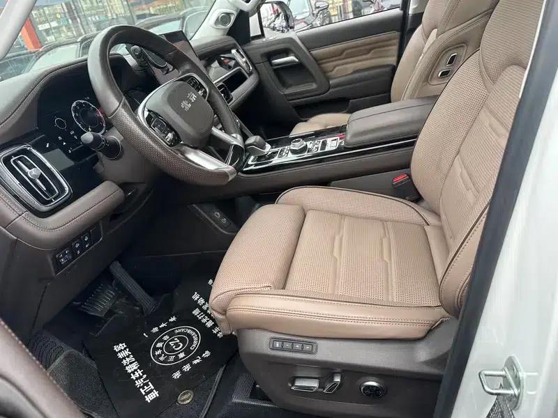 Beijing BJ60 2022 2.0T Automatic 11-seater — миниатюра 11