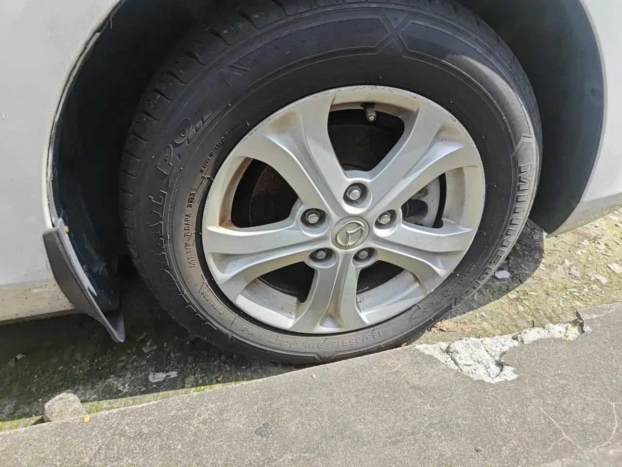 Mazda 3 2013 Sedan 1.6L Automatic Elite Model — миниатюра 8