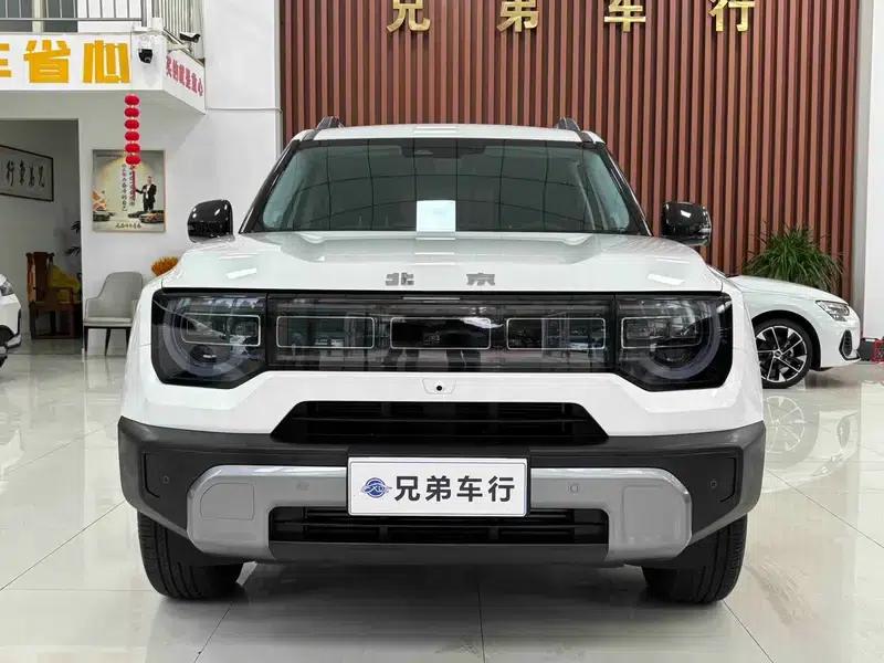 Beijing BJ30 2024 1.5T DCT 2WD Light Off-Road Pro Edition — миниатюра 2
