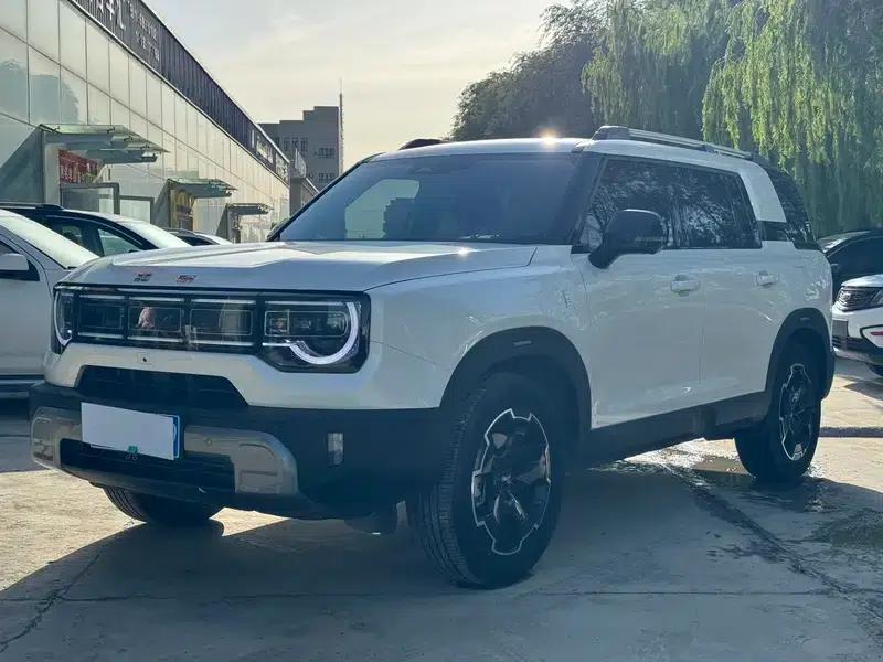 Beijing BJ30 2024 1.5T DHT 4WD Magic Core Electric Drive Advanced Edition — миниатюра 1