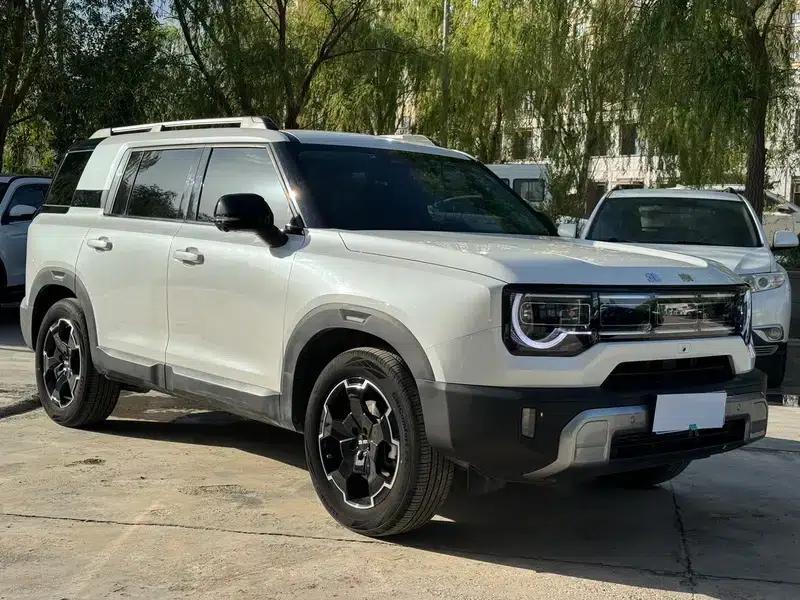 Beijing BJ30 2024 1.5T DHT 4WD Magic Core Electric Drive Advanced Edition — миниатюра 3