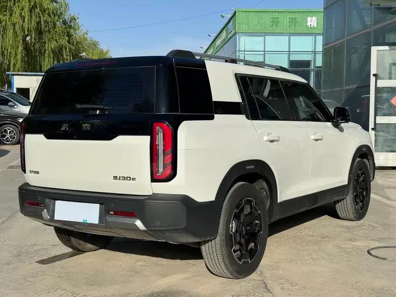 Beijing BJ30 2024 1.5T DHT 4WD Magic Core Electric Drive Advanced Edition — миниатюра 6