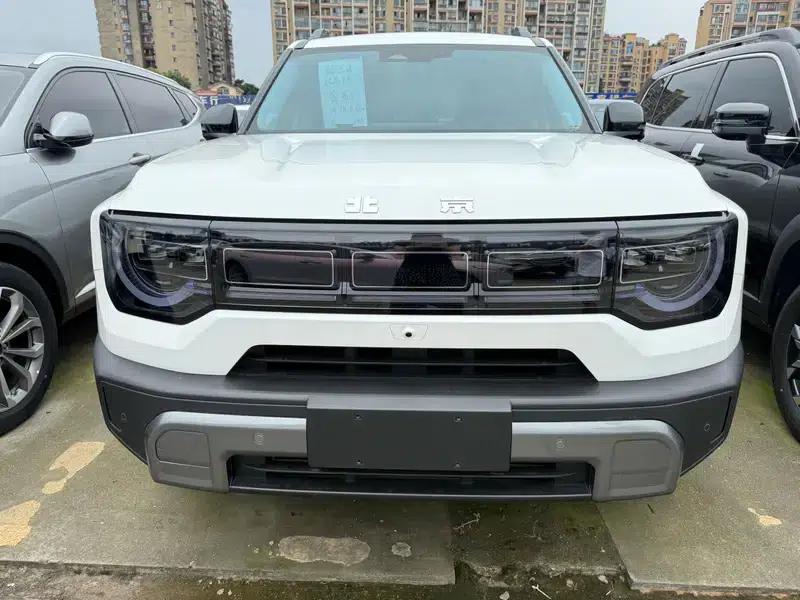 Beijing BJ30 2024 1.5T DCT 2WD Light Off-Road Pro Edition — миниатюра 2