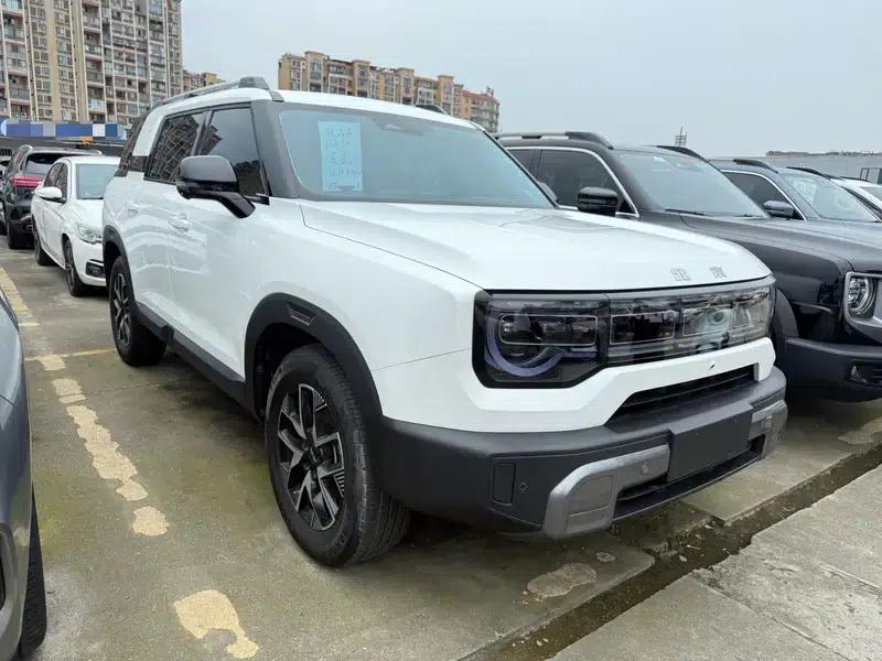 Beijing BJ30 2024 1.5T DCT 2WD Light Off-Road Pro Edition — миниатюра 3