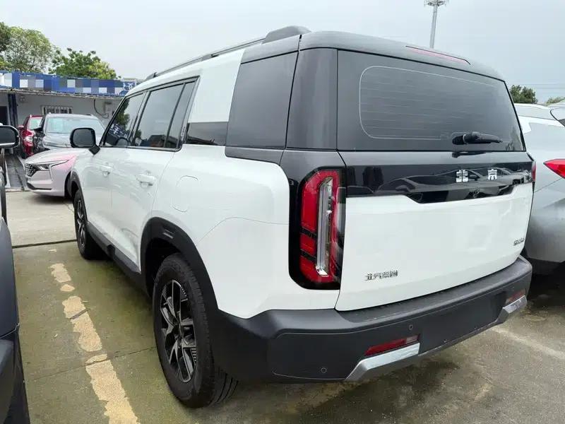 Beijing BJ30 2024 1.5T DCT 2WD Light Off-Road Pro Edition — миниатюра 4