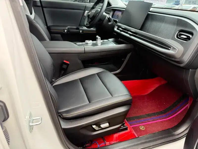 Beijing BJ30 2024 1.5T DCT 2WD Light Off-Road Pro Edition — миниатюра 8