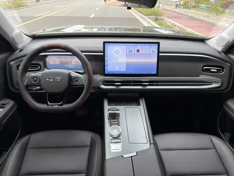 Beijing BJ30 2024 1.5T DCT 2WD Light Off-Road Pro Edition — миниатюра 8