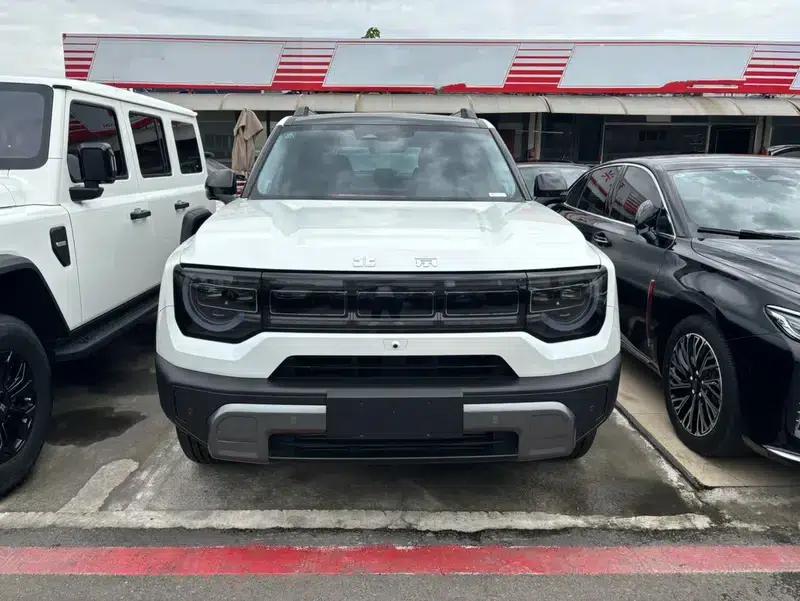 Beijing BJ30 2024 1.5T DCT 2WD Light Off-Road Pro Edition — миниатюра 2