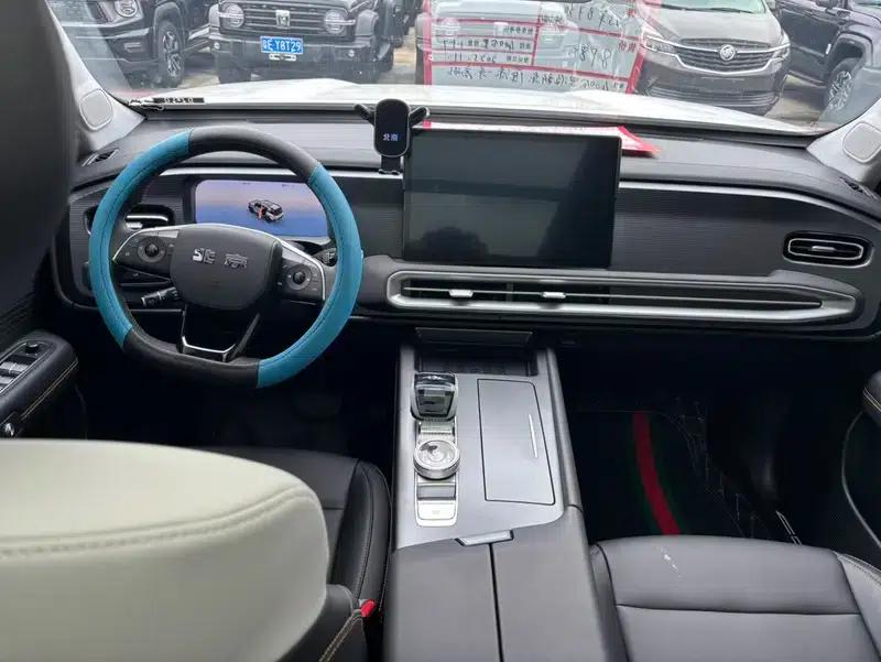 Beijing BJ30 2024 1.5T DCT 2WD Light Off-Road Pro Edition — миниатюра 11