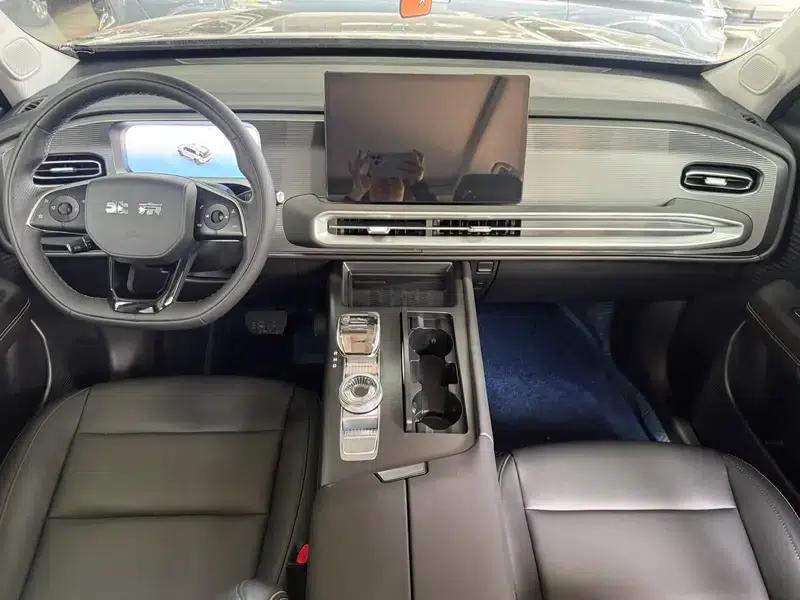 Beijing BJ30 2024 1.5T DCT 2WD Light Off-Road Max Edition — миниатюра 9