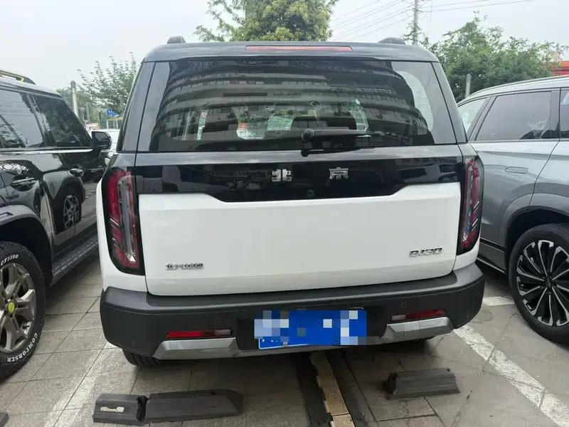 Beijing BJ30 2026 Traveler 1.5T DCT 7-seater — миниатюра 5