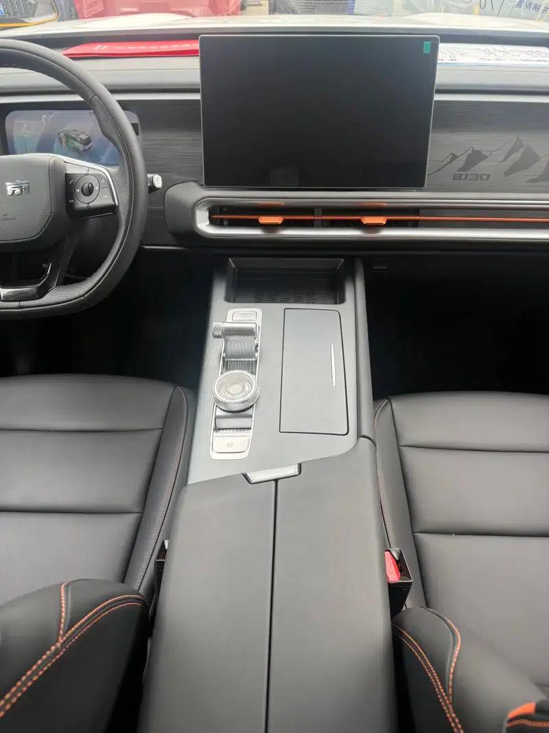 Beijing BJ30 2026 Traveler 1.5T DCT 7-seater — миниатюра 9
