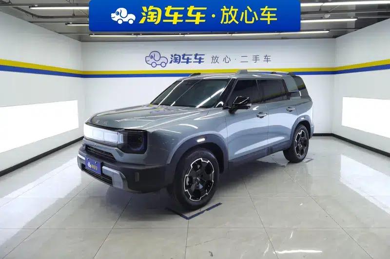 Beijing BJ30 2024 1.5T DHT 4WD Magic Core Electric Drive Advanced Edition — миниатюра 1