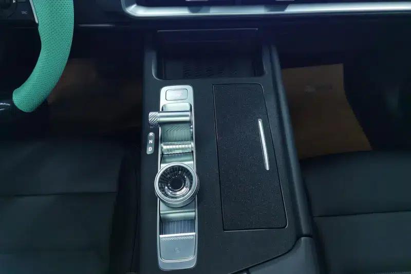Beijing BJ30 2024 1.5T DHT 4WD Magic Core Electric Drive Advanced Edition — миниатюра 14