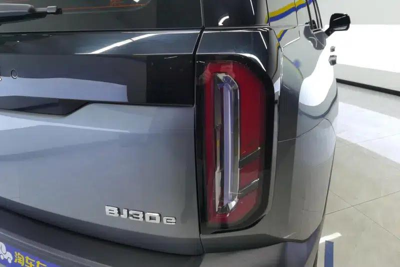 Beijing BJ30 2024 1.5T DHT 4WD Magic Core Electric Drive Advanced Edition — миниатюра 6