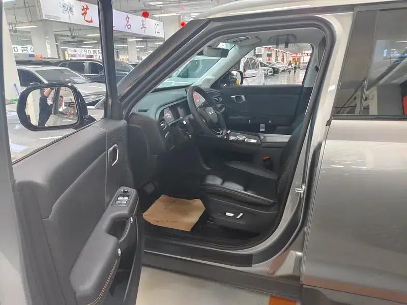 Beijing BJ30 2024 1.5T DCT 2WD Light Off-Road Pro Edition — миниатюра 9