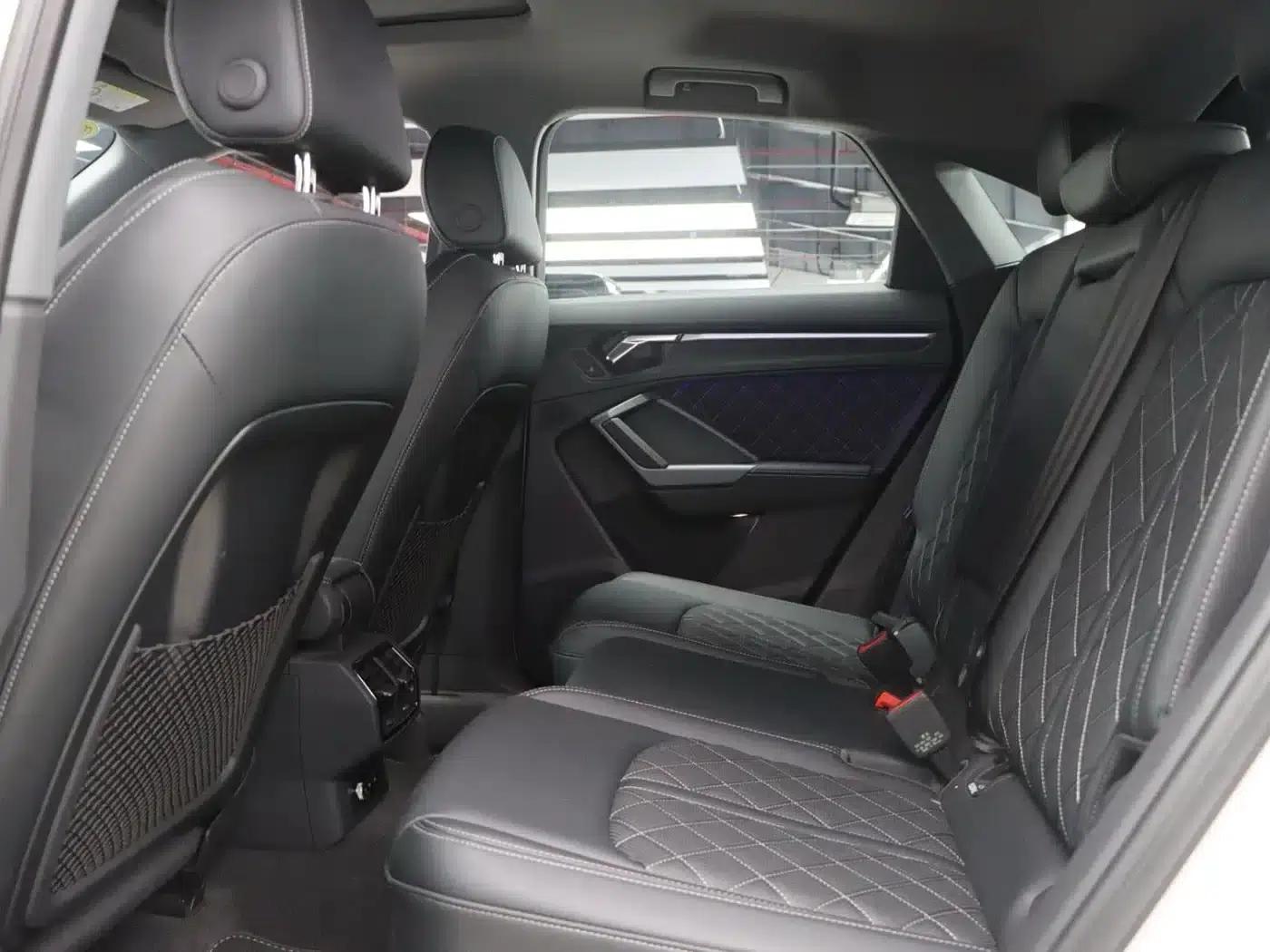 Audi Q3 Sportback 2024 40 TFSI Fashion Edition — миниатюра 16