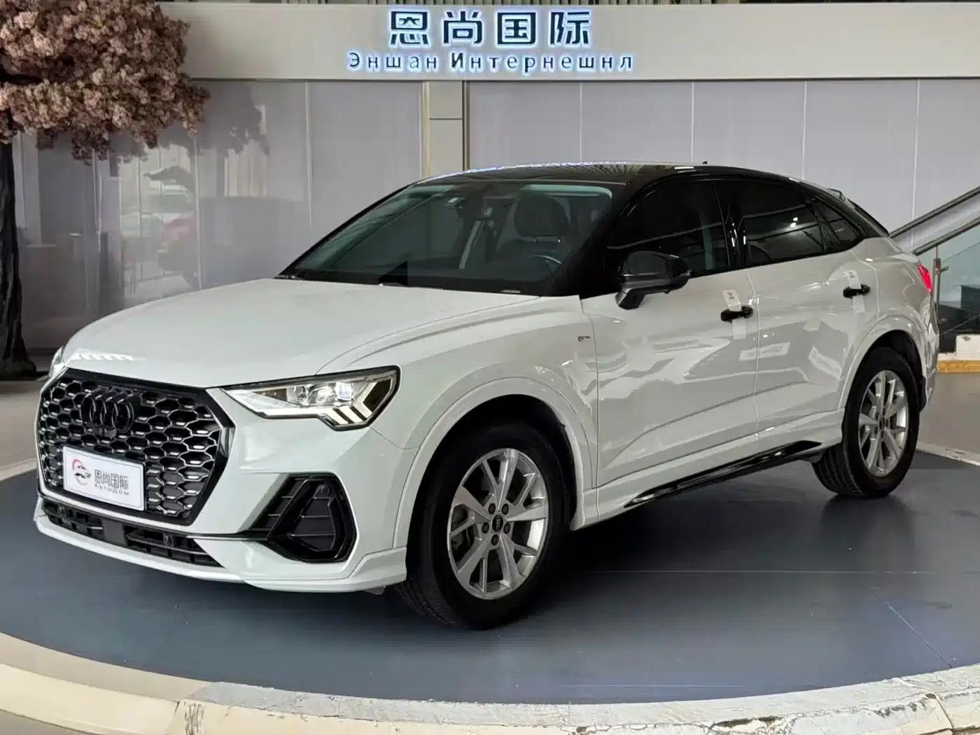 Audi Q3 Sportback 2022 35 TFSI Progressive — миниатюра 1