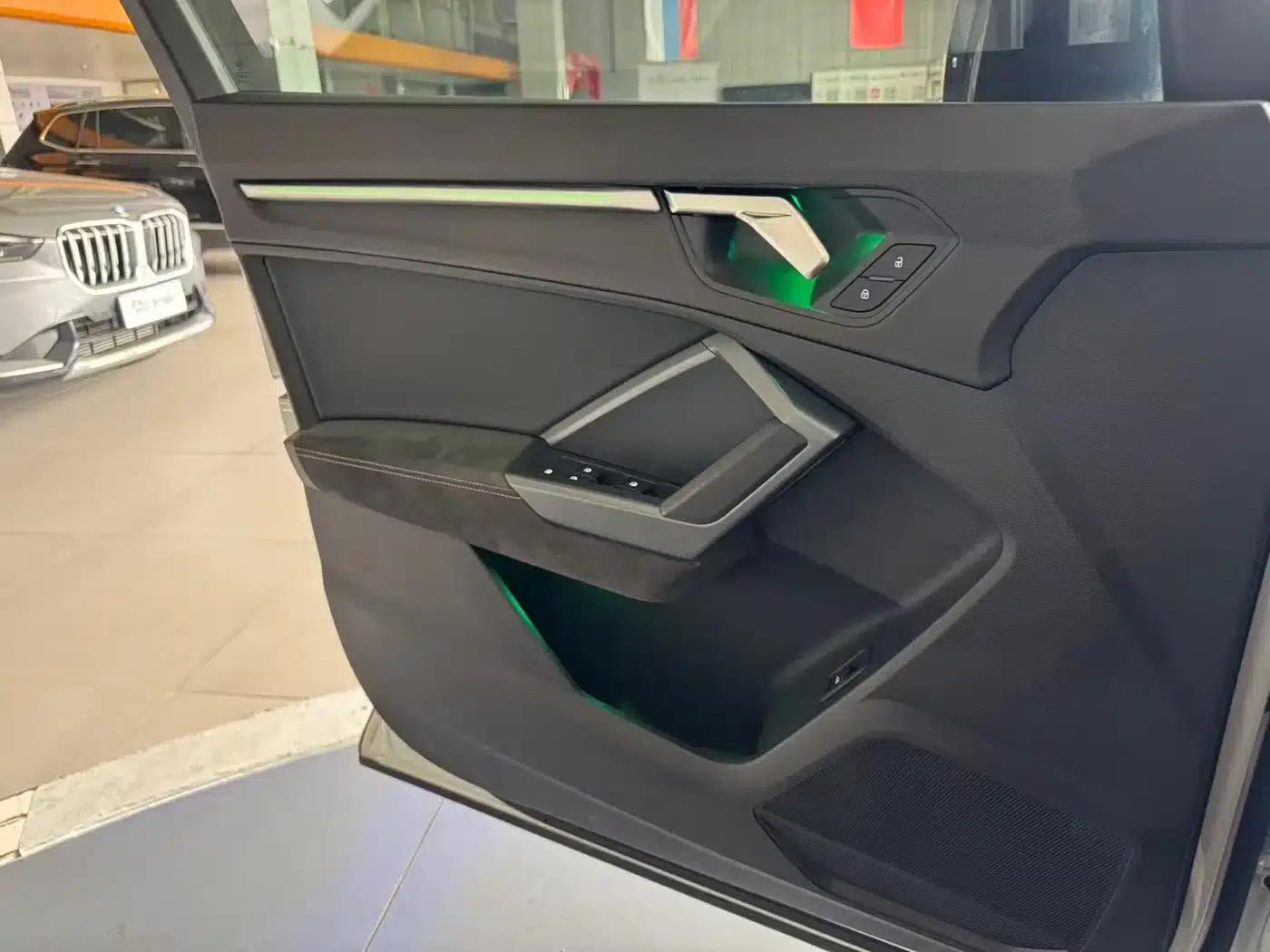 Audi Q3 Sportback 2022 35 TFSI Progressive — миниатюра 14