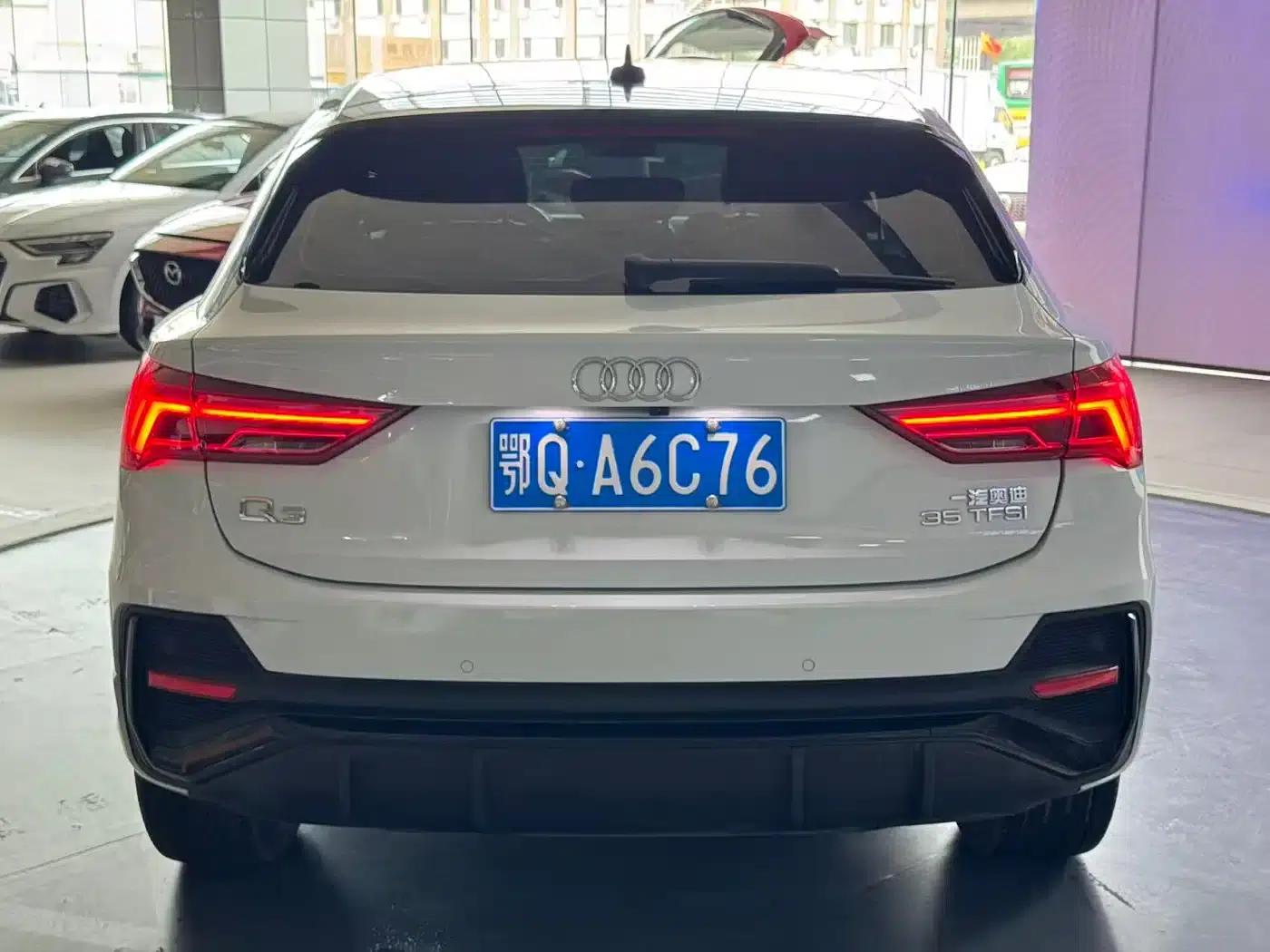 Audi Q3 Sportback 2022 35 TFSI Progressive — миниатюра 9