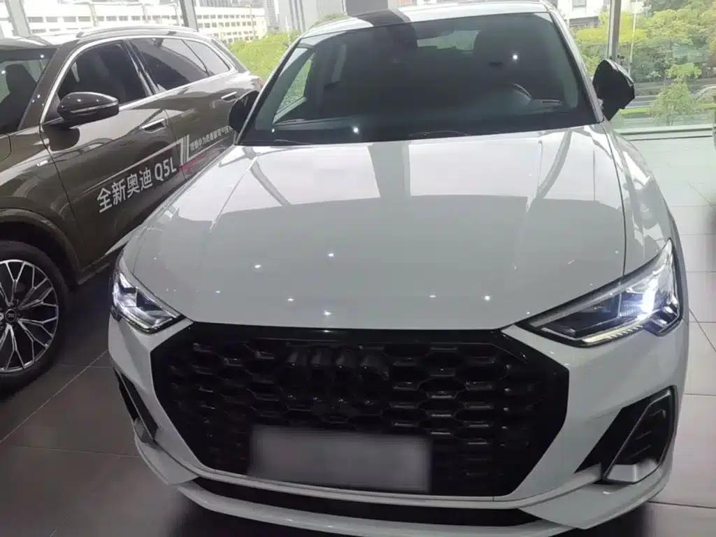 Audi Q3 Sportback 2023 Facelift 40 TFSI Fashion Model — миниатюра 3