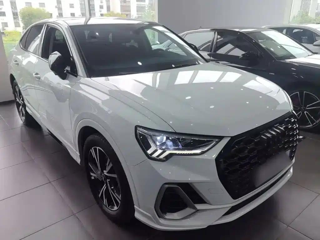 Audi Q3 Sportback 2023 Facelift 40 TFSI Fashion Model — миниатюра 4