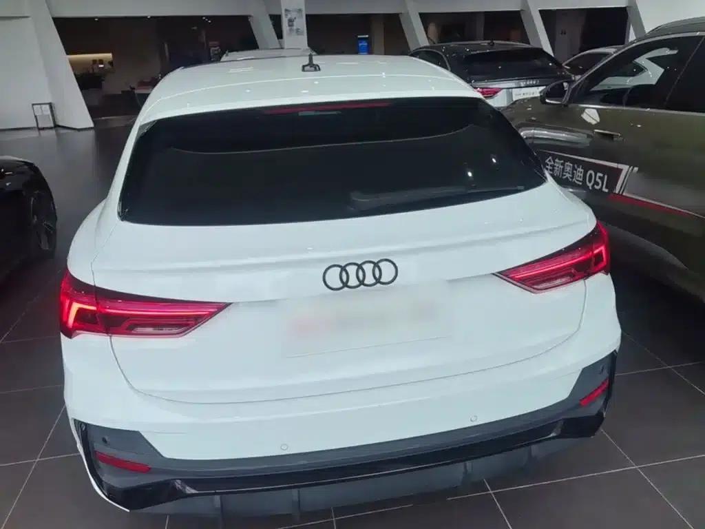 Audi Q3 Sportback 2023 Facelift 40 TFSI Fashion Model — миниатюра 6