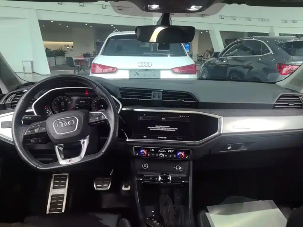 Audi Q3 Sportback 2023 Facelift 40 TFSI Fashion Model — миниатюра 10